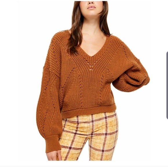 Free People Sweaters - NWT Free People V neck dolman sleeve sweater